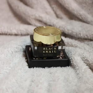 Holika Holika Nawilżający krem do twarzy z ekstraktem ze śluzu czarnego ślimaka, Prime Youth Black Snail Repair Cream 50ml