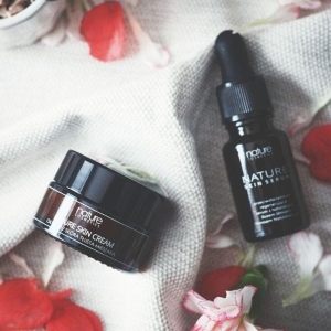 Nature Cosmetics Krem z naturalnym śluzem ślimaka do skóry tłustej i mieszanej 15g