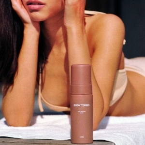 BODY TONES Samoopalacz w piance- DARK 155 ml