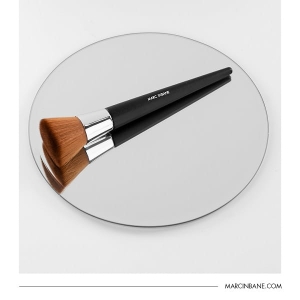 MARC INBANE Powder Brush pędzel do nakładania makijażu i samoopalacza